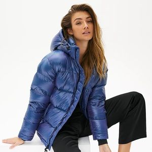 Aritzia Tna The Super Puff Iridescent Low Tide puffer jacket coat